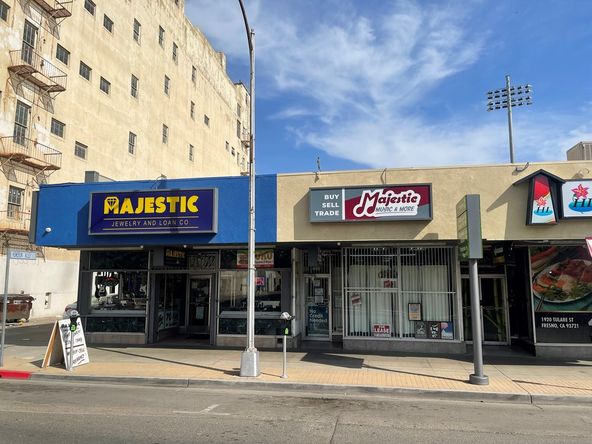 High Exposure Retail/Office Building in Downtown Fresno: 1922 Tulare St, Fresno, CA 93721